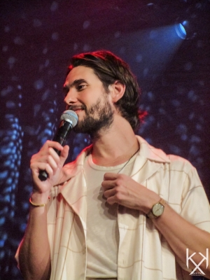 195.jpg