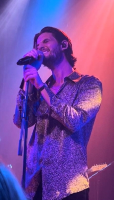 145.jpg